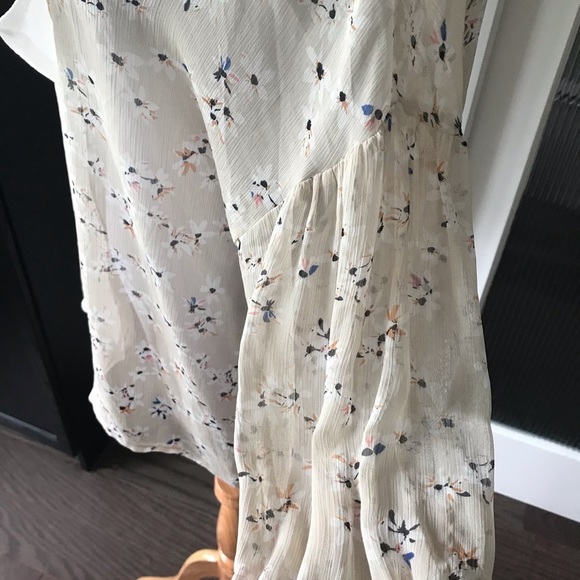 Sister Jane sheer floral blouse - Picture 4 of 6